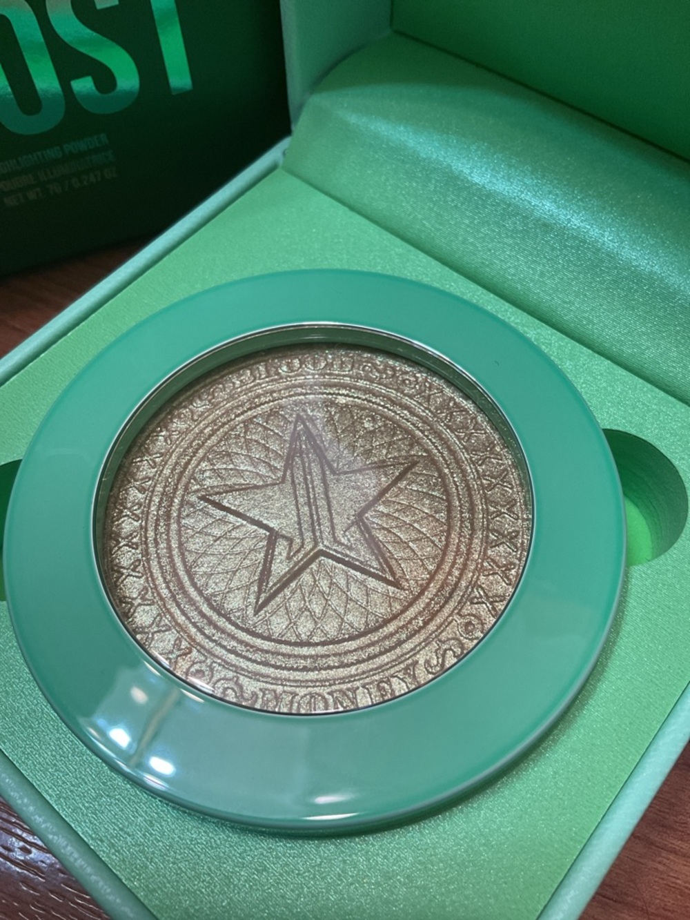 Jeffree Star Extreme Frost Highlighter - Picture 7 of 7